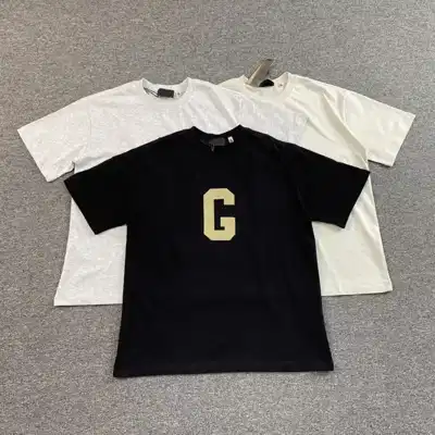 Graphic top