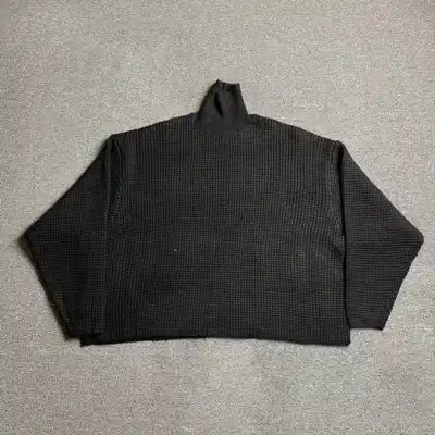 Knit top