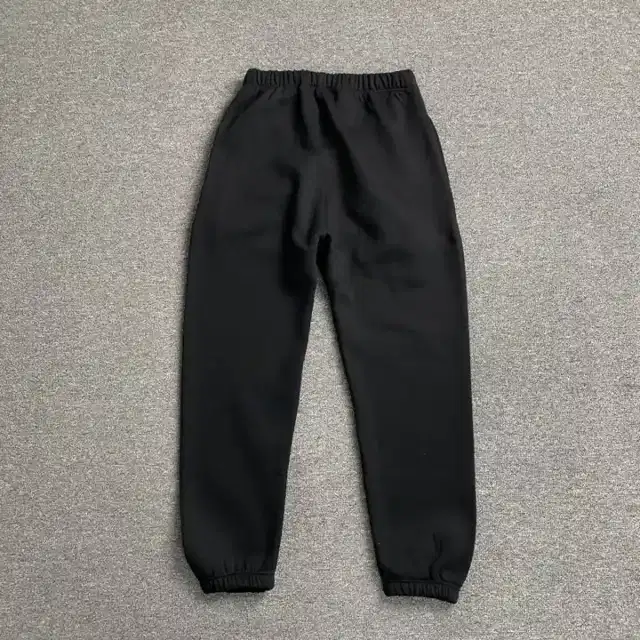 Pants · 182279336