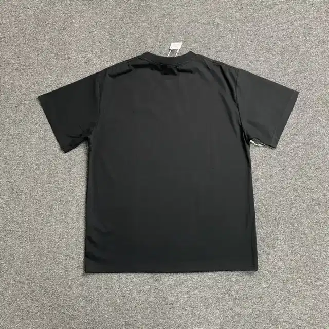 Graphic top · 188724260