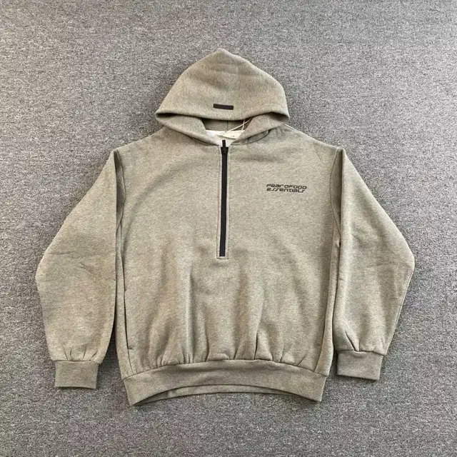 Logo hoodie · 250676680