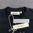 Graphic T-shirt — photo 14