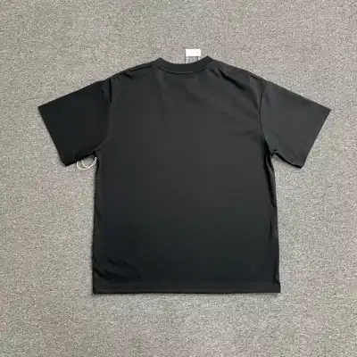 Graphic top