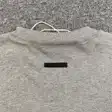 Graphic top — photo 4
