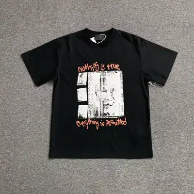 Graphic top