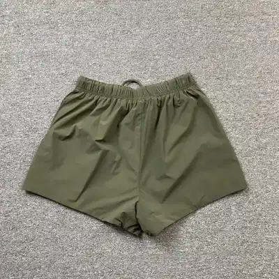 Logo shorts