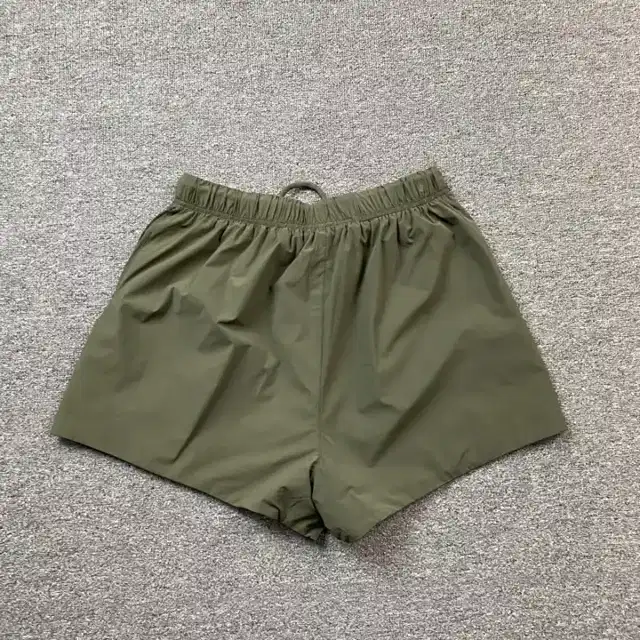 Logo shorts · 166195978