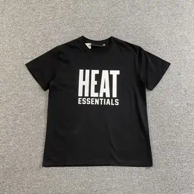 Graphic top