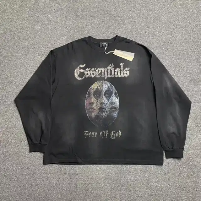 Graphic top · 173906877