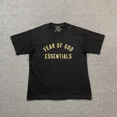 Graphic top