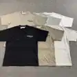 Graphic T-shirt — photo 25
