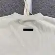 Graphic T-shirt — photo 30
