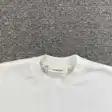 Graphic T-shirt — photo 18
