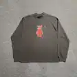 Graphic top — photo 1