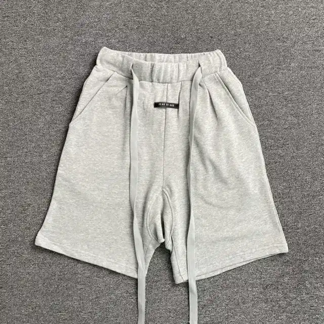 Logo shorts · 184479554