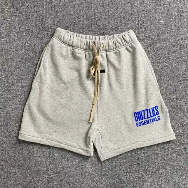 Logo shorts · 196535298