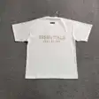 Graphic T-shirt — photo 36