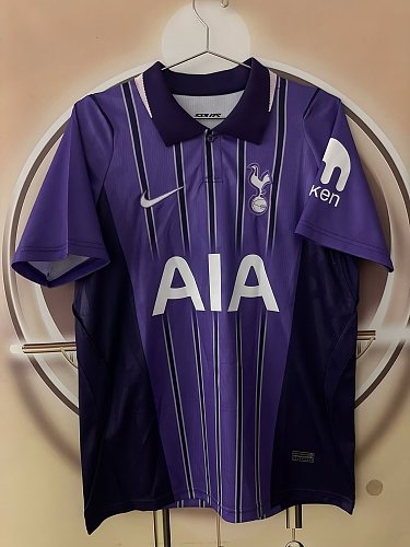 26/27 Tottenham third Away